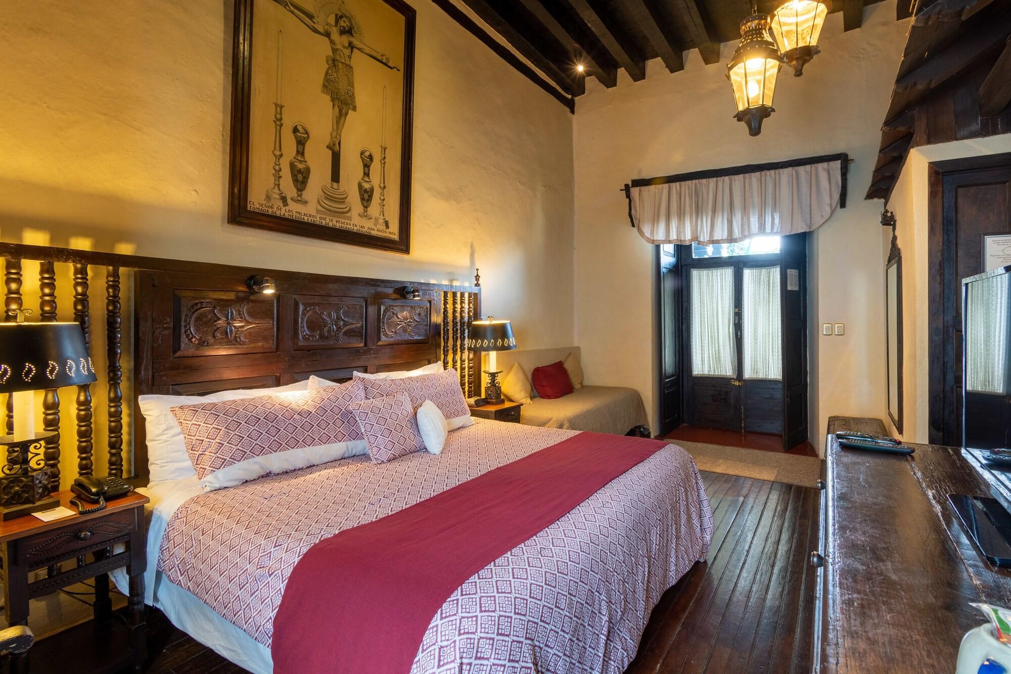 Hotel Mansion Iturbe Пацкуаро Экстерьер фото