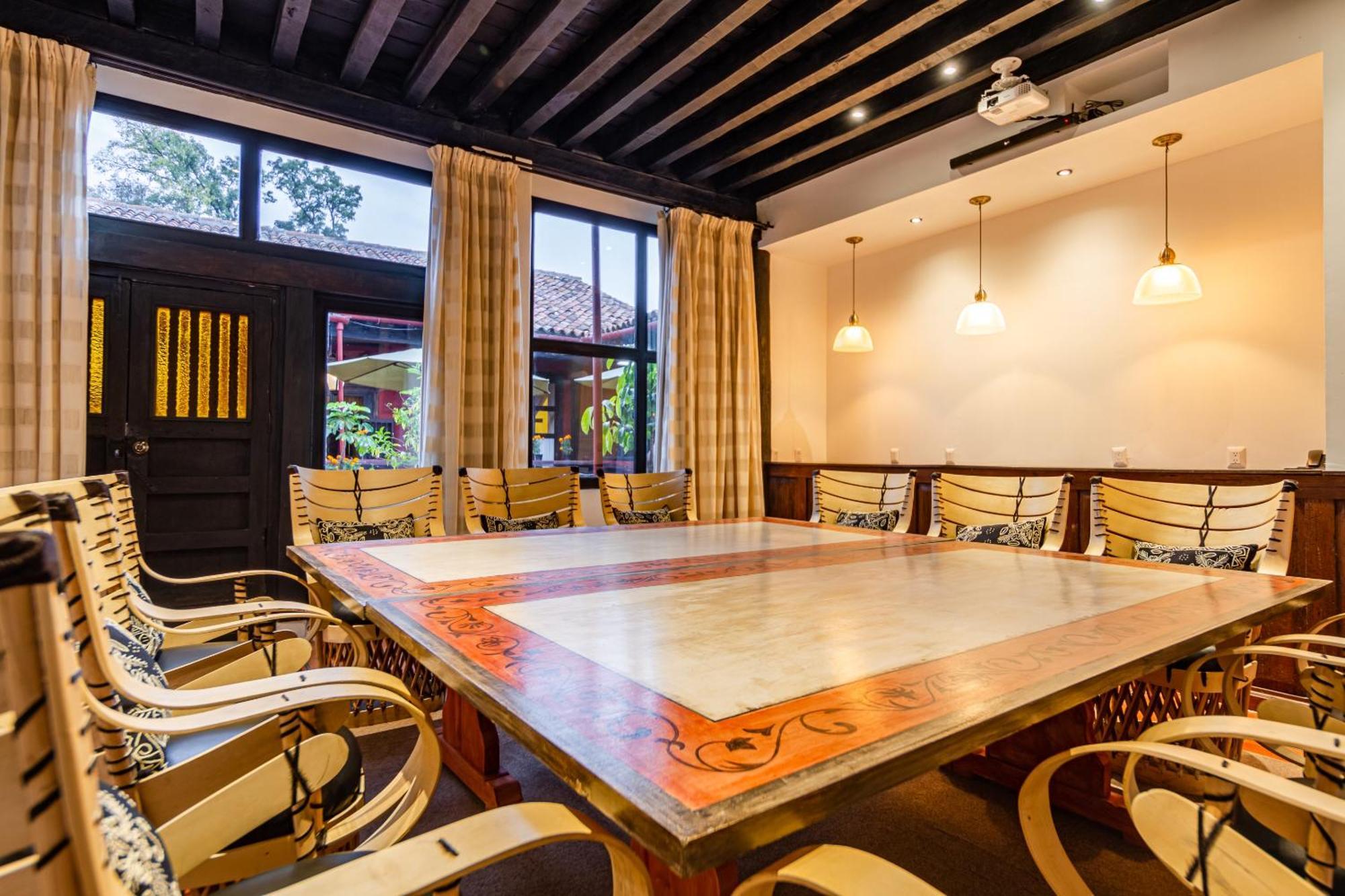 Hotel Mansion Iturbe Пацкуаро Экстерьер фото