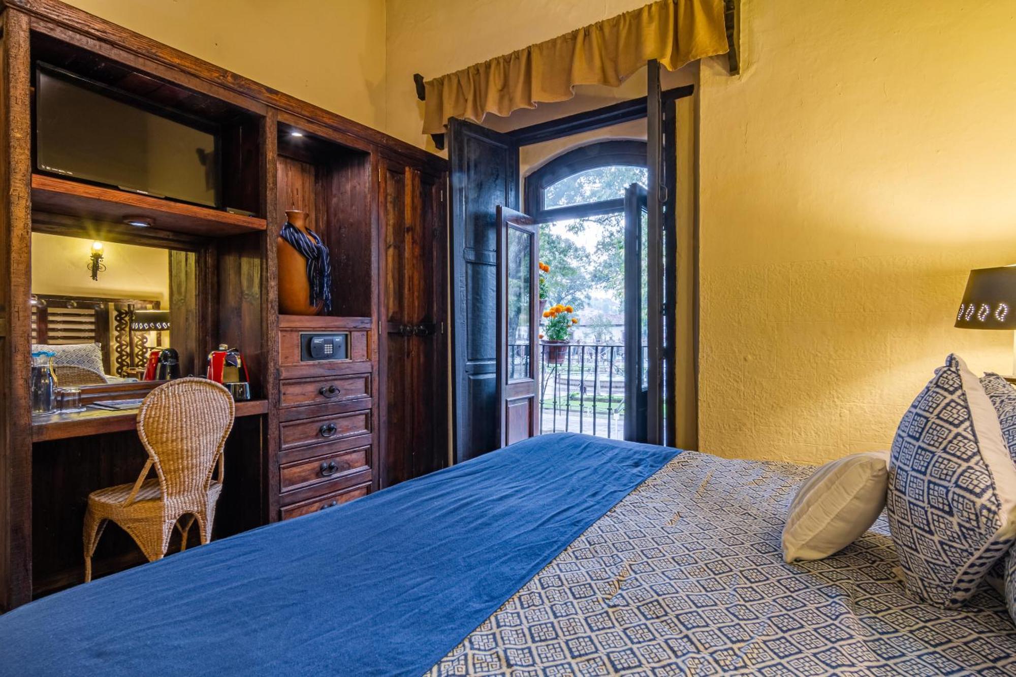 Hotel Mansion Iturbe Пацкуаро Экстерьер фото