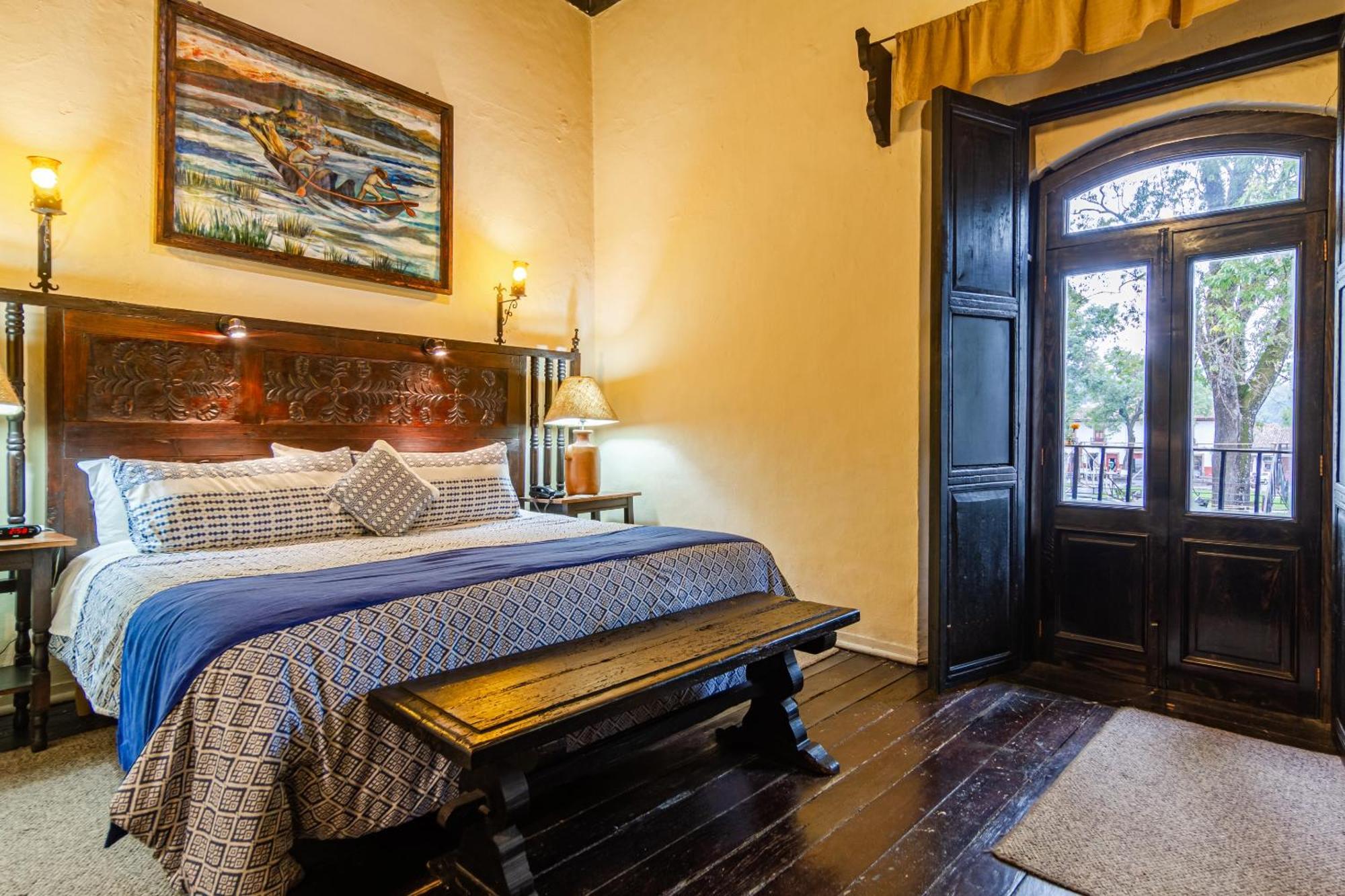 Hotel Mansion Iturbe Пацкуаро Экстерьер фото